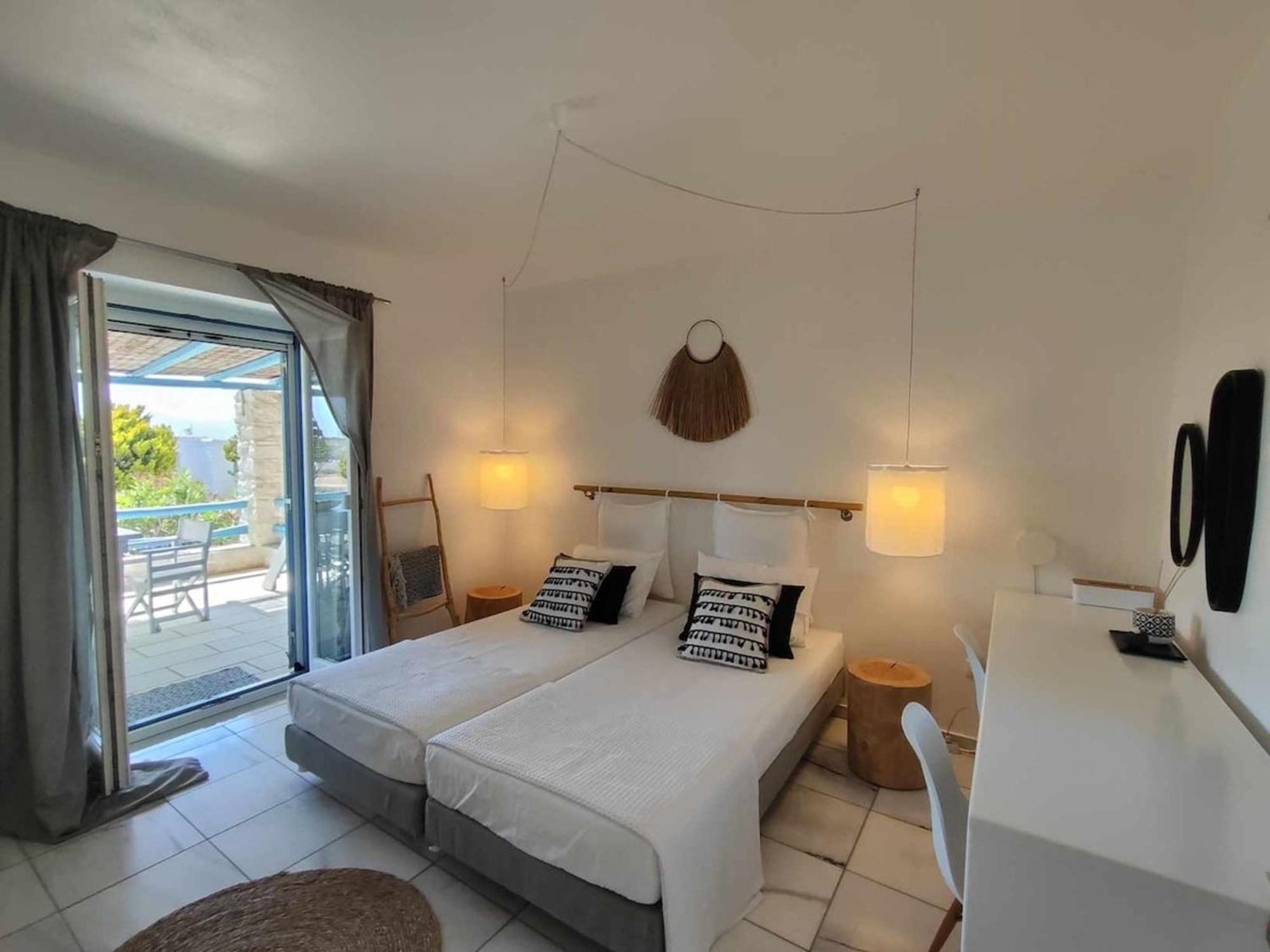 Island Magic - Seaview Villa With Jacuzzi Pool Ambelas Bagian luar foto