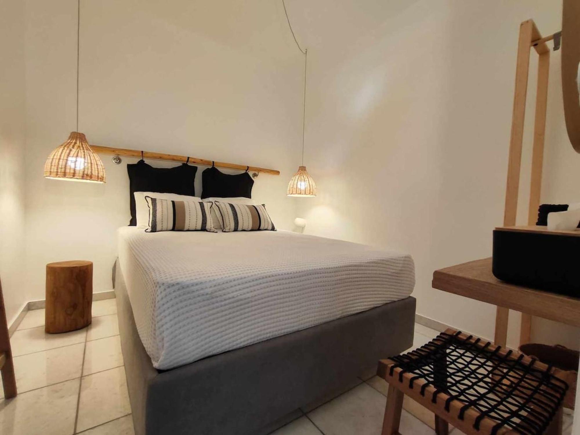 Island Magic - Seaview Villa With Jacuzzi Pool Ambelas Bagian luar foto